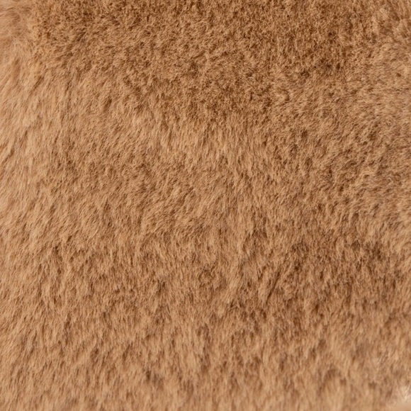 NEW Muk Luks Kirstey Faux Fur Slide Platform Slides in Irish Cream Size Medium - Picture 8 of 8